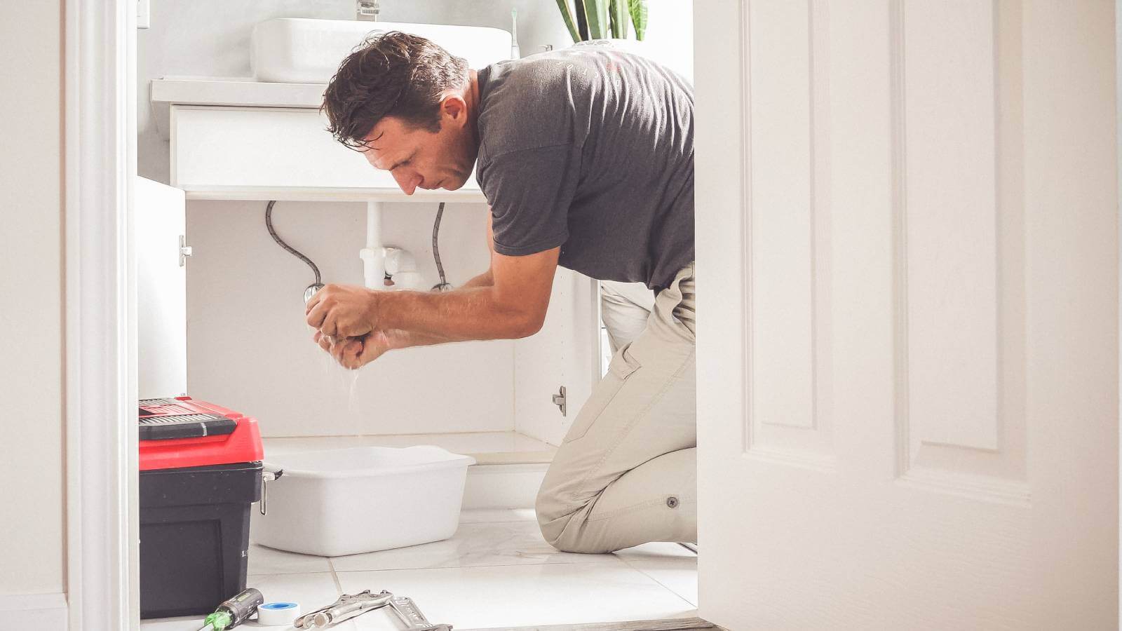Facility maintenance worker